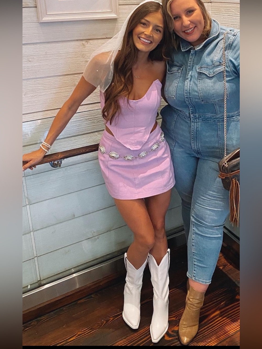 White cowgirl boots